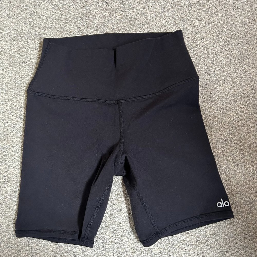 Alo 7" High-Waist Biker Shorts